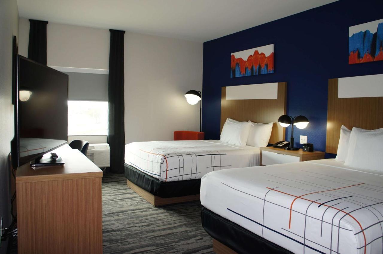 La Quinta Inn & Suites Katy-Mills By Wyndham Katy Exteriér fotografie
